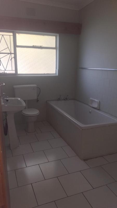 To Let 4 Bedroom Property for Rent in Meyerhof Free State